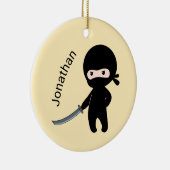 Tiny Angry Ninja, aangepaste naam op geel Keramisch Ornament (Rechts)