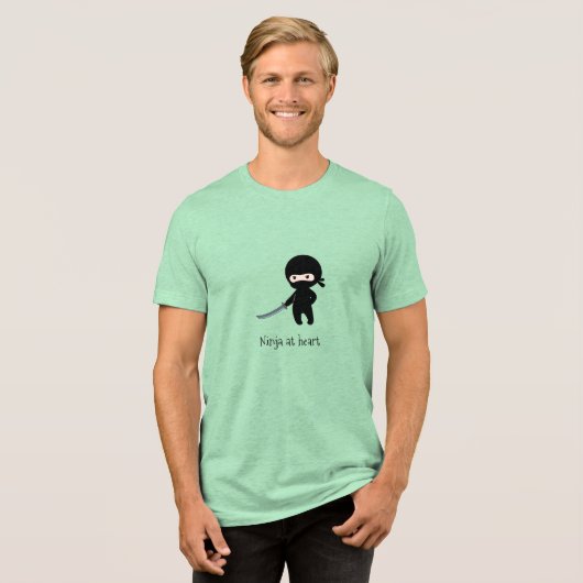 Tiny Angry Ninja in hart en nieren Tri-Blend Shirt (Voorkant volledig)