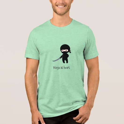 Tiny Angry Ninja in hart en nieren Tri-Blend Shirt (Voorkant)