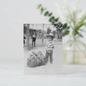 Tiny Cowboy, 1923 Briefkaart (Staand voorkant)