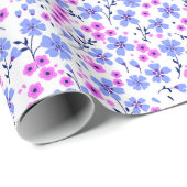 Tiny cute white blue pink floral pattern cadeaupapier (Rol Hoek)