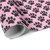 Tiny Dog Paw Print Pattern In Black and Pink Cadeaupapier (Rol Hoek)