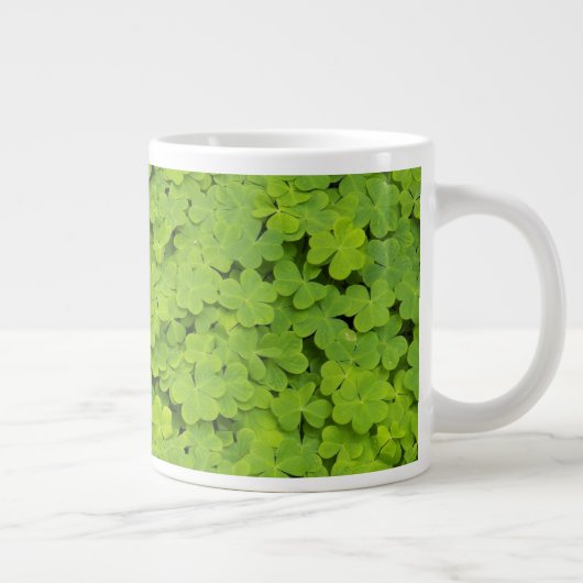 Tiny Green Shamrocks Bloemen Grote Koffiekop (Rechts)