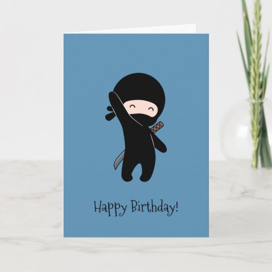 Tiny Happy Ninja op blauwe verjaardag Kaart (Voorkant)