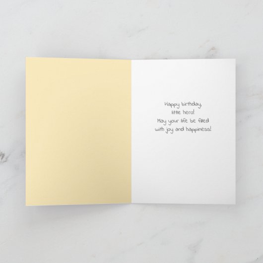 Tiny Happy Ninja op gele verjaardag Kaart (Binnen)