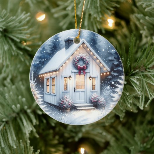 Tiny Home in een magisch winterbos Keramisch Ornament (Boom)