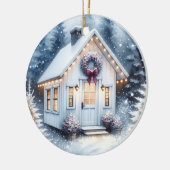 Tiny Home in een magisch winterbos Keramisch Ornament (Links)