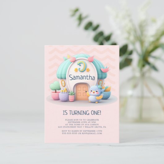 Tiny huisje met draak Meisje Baby Verjaardag Uitnodiging Briefkaart (Staand voorkant)