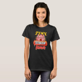 Tiny Human Tamer Performer Acrobat Circus T-shirt (Voorkant volledig)