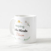 Tiny Moments Botanisch Madeliefje Design Koffiemok (Voorkant links)