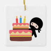 Tiny Ninja Behind Birthday Cake Keramisch Ornament (Voorkant)