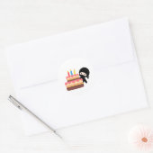 Tiny Ninja Behind Birthday Cake Ronde Sticker (Envelop)