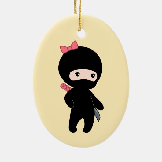 Tiny Ninja Girl op Geel Keramisch Ornament (Achterkant)