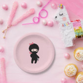 Tiny Ninja Girl op Roze Papieren Bordje (Feest)