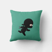 Tiny Ninja Hardlopen op donker groen Kussen (Achterkant)