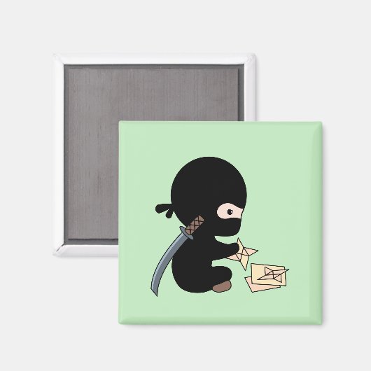 Tiny Ninja Making Origami Paper Throwing Star Magneet (Voorkant / Achterkant)