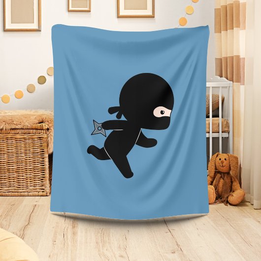 Tiny Ninja Running on Blue Fleece Deken