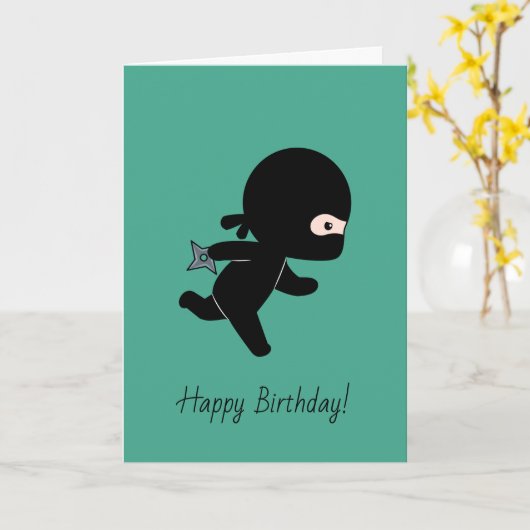 Tiny Ninja Running op Donkergroene Verjaardag Kaart (Gele Bloem)