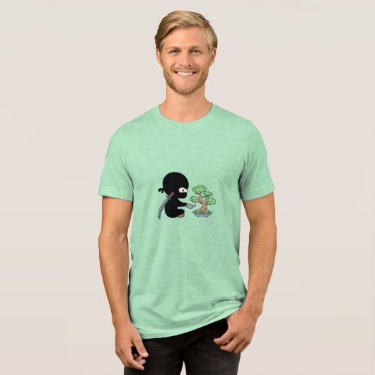 Tiny Ninja Watering Bonsai Tree Tri-Blend Shirt (Voorkant volledig)