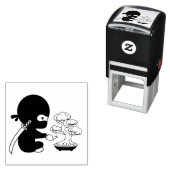 Tiny Ninja Watering Bonsai Tree Zelfinktende Stempel (In situ)