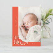 Tiny Toes Big Joy Red Foto Geboorte Aankondiging (Staand voorkant)