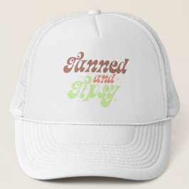 Tipsy leuke zomerretro quote typografie trucker pet