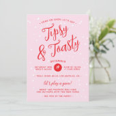Tipsy & Toasty Pink Red Christmas Feestdagenkaart (Staand voorkant)