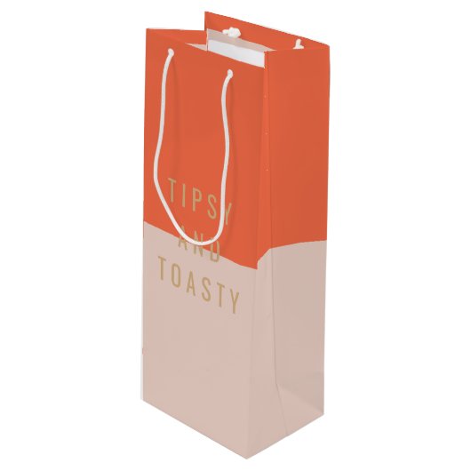 Tipsy & Toasty Wijn Cadeautas (Voorkant Gekanteld)