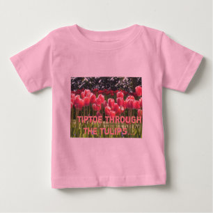 tipteen door de tulpen baby groeit