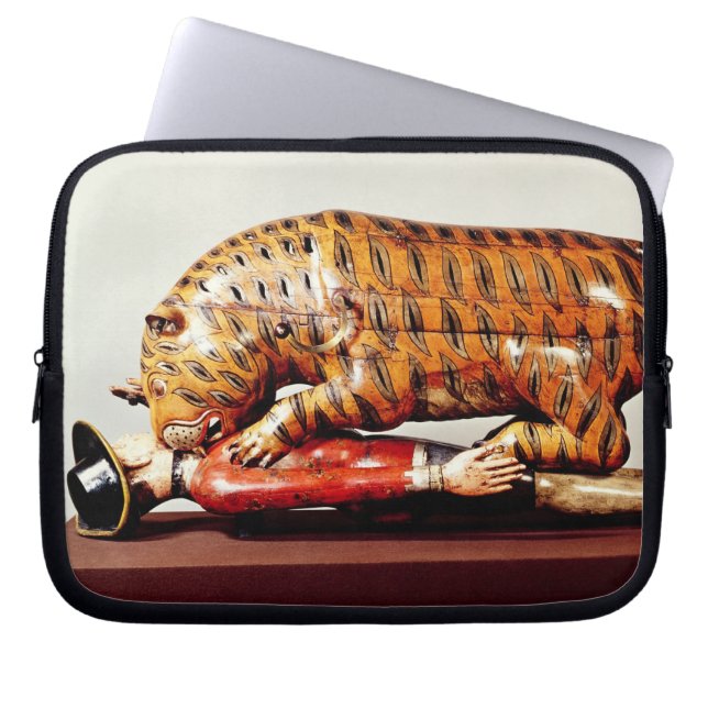 Tipu's Tiger, c.1790 (hout) Laptop Sleeve (Voorkant)
