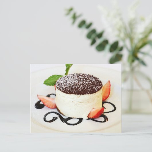 Tiramisu - een Italiaans, gelaagd dessert Briefkaart (Staand voorkant)