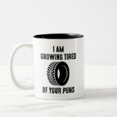Tired Puns Tweekleurige Koffiemok (Links)