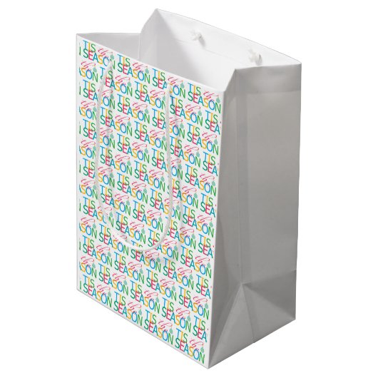 Tis the Season Gift Bag Medium Cadeauzakje (Achterkant Gekanteld)