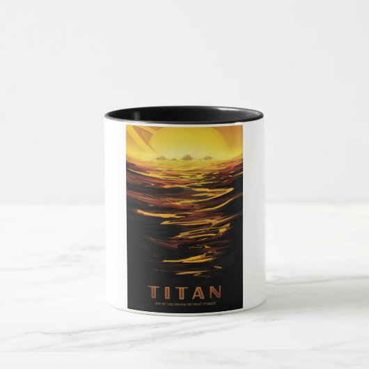 Titan grootste maan van de planeet Saturnus Mok (Midden)