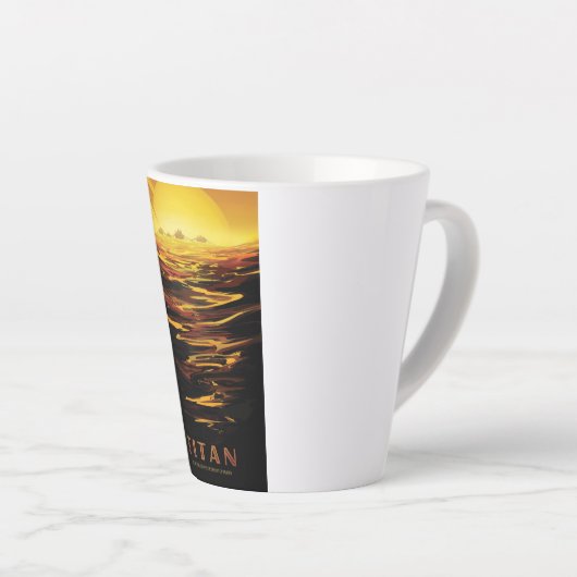 Titan grootste maan van planeet Saturnus Latte Mok (Rechterhoek)