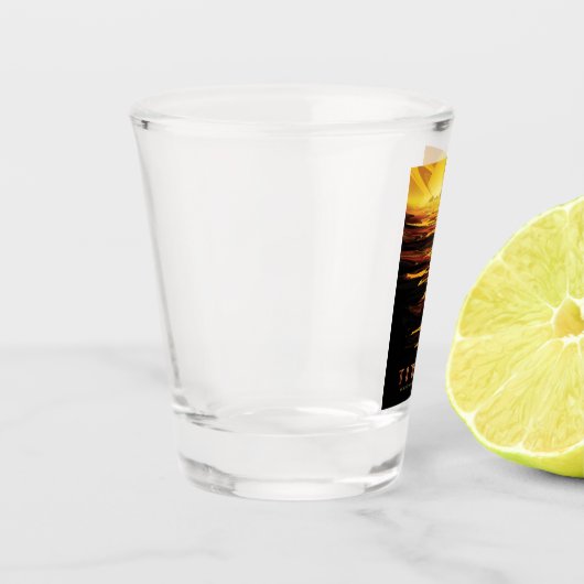 Titan grootste maan van planeet Saturnus Shot Glas (Links)