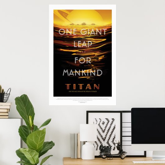 Titan Moon - Ruimtetoerisme Poster (Thuiskantoor)