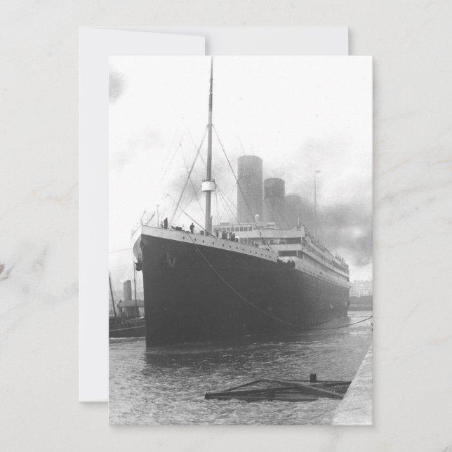 Titanic in de haven van Southampton (Voorkant)