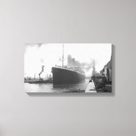 Titanic in de haven van Southampton Canvas Afdruk