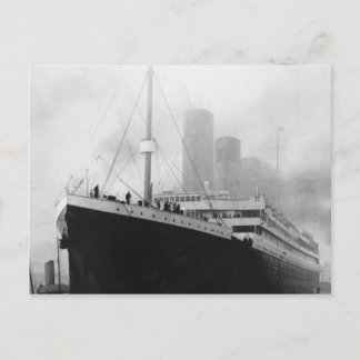 Titanic in dock in Southampton Briefkaart