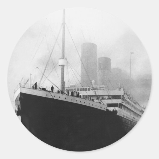 Titanic in dock in Southampton Ronde Sticker (Voorkant)