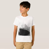Titanic in dock in Southampton T-shirt (Voorkant volledig)