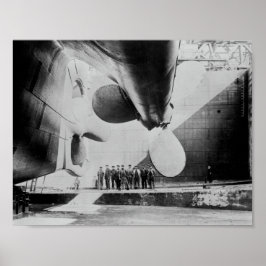 Titanic in Dry Dock - 31 mei 1911 Poster