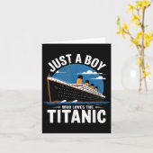 Titanic-schip is een jongen die dol is op de Titan Kaart (Gele Bloem)