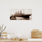 Titanic vertrekt van aanlegplaats 44 Southampton E Poster (Keuken)