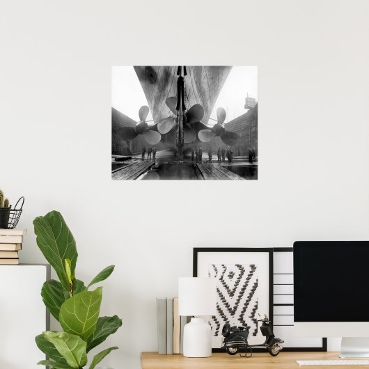 Titanic's propellers poster (Thuiskantoor)