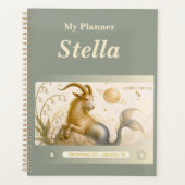 titel: Gepersonaliseerde Steenbok Zodiac Planner (Voorkant)