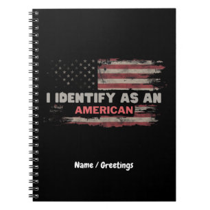 Titel: Ik identificeer me als een Amerikaans vlago Notitieboek