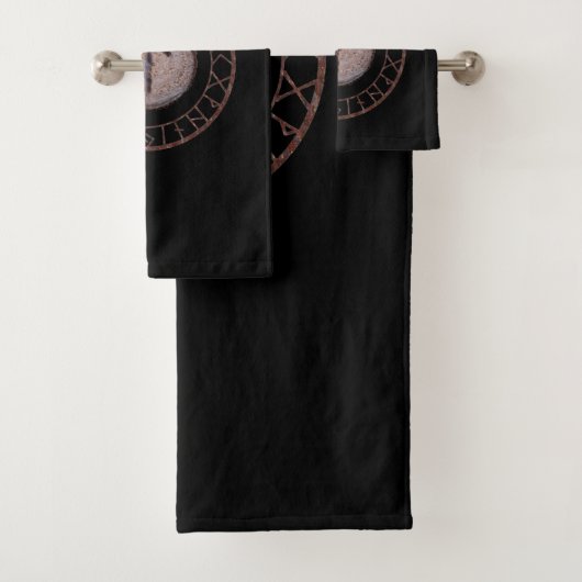 Tiwaz Elder Futhark rune Bad Handdoek (Insitu)