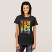 Tk team squad retro glimlach terug naar school t-shirt (Voorkant volledig)